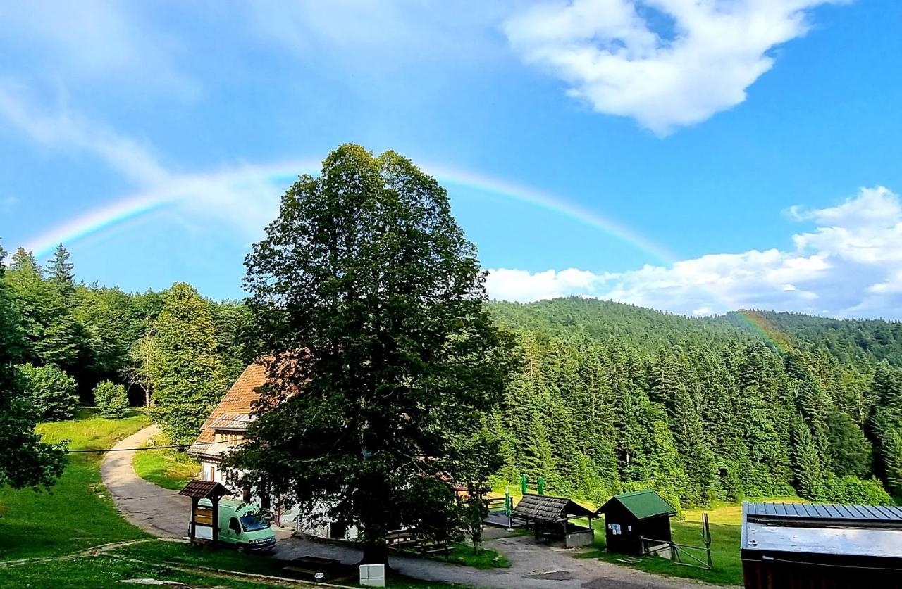 Planinski Dom Na Travni Gori Sodrazica Exteriör bild