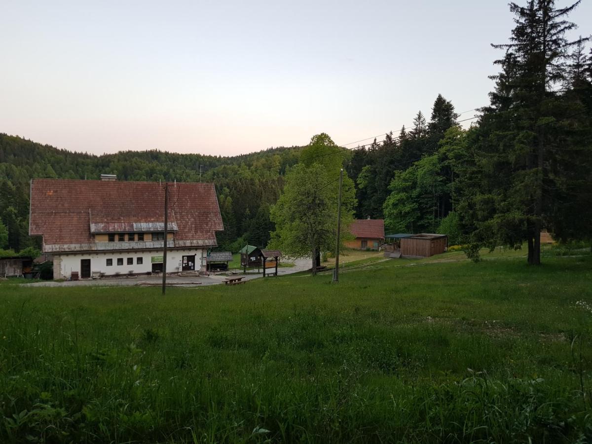 Planinski Dom Na Travni Gori Sodrazica Exteriör bild