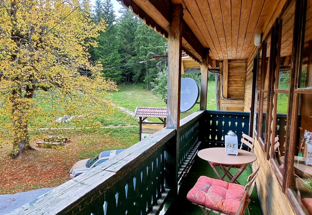 Planinski Dom Na Travni Gori Sodrazica Exteriör bild