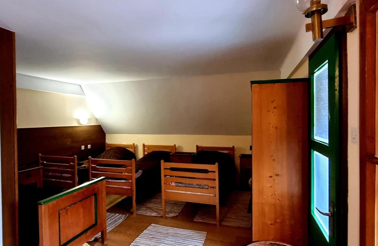 Planinski Dom Na Travni Gori Sodrazica Exteriör bild