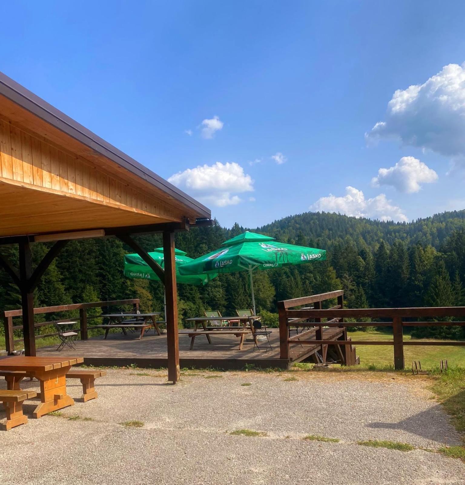 Planinski Dom Na Travni Gori Sodrazica Exteriör bild