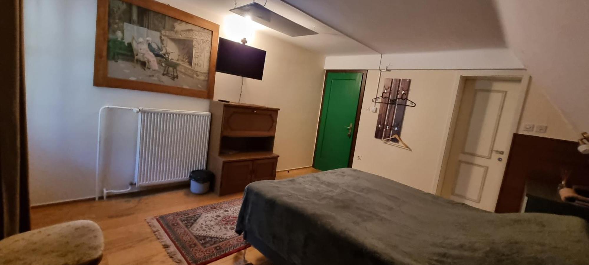 Planinski Dom Na Travni Gori Sodrazica Exteriör bild