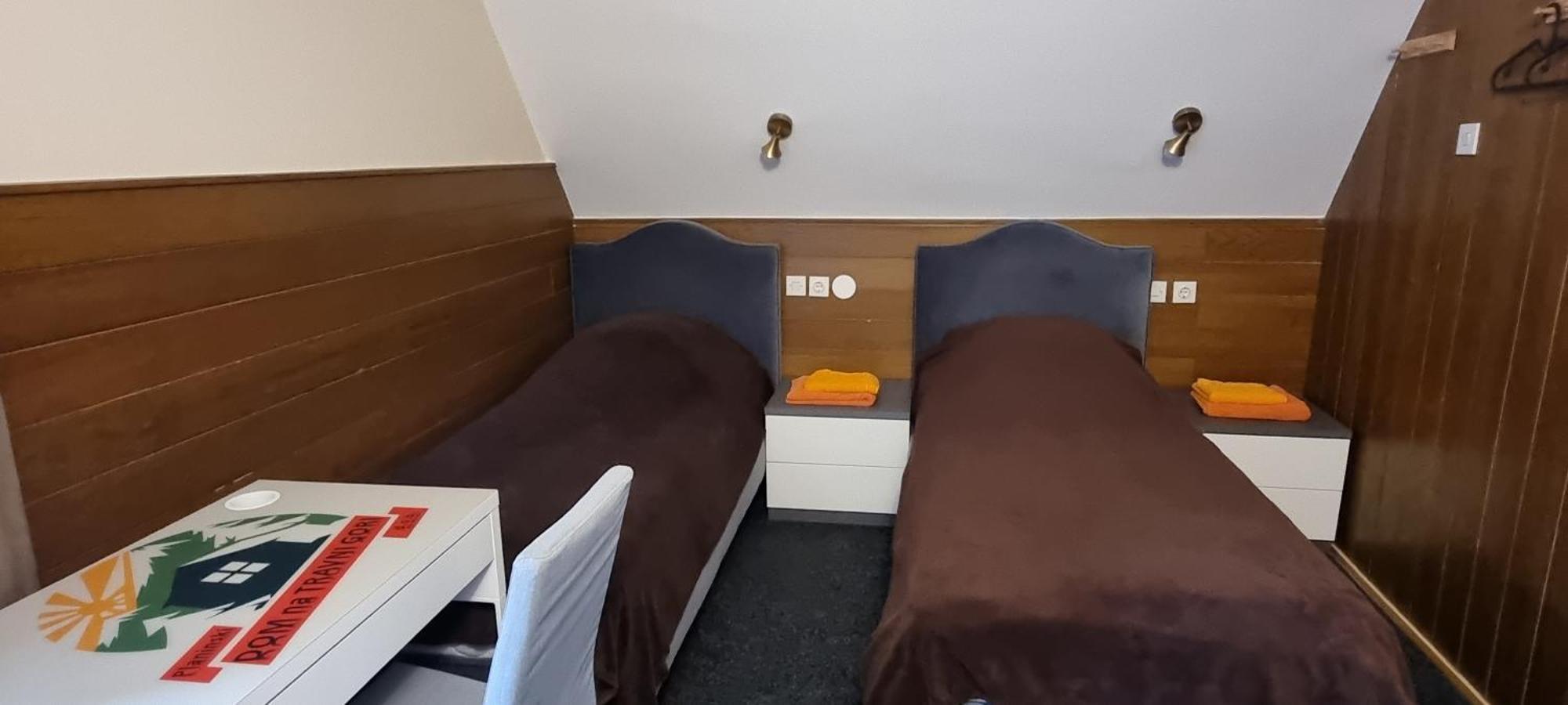 Planinski Dom Na Travni Gori Sodrazica Exteriör bild
